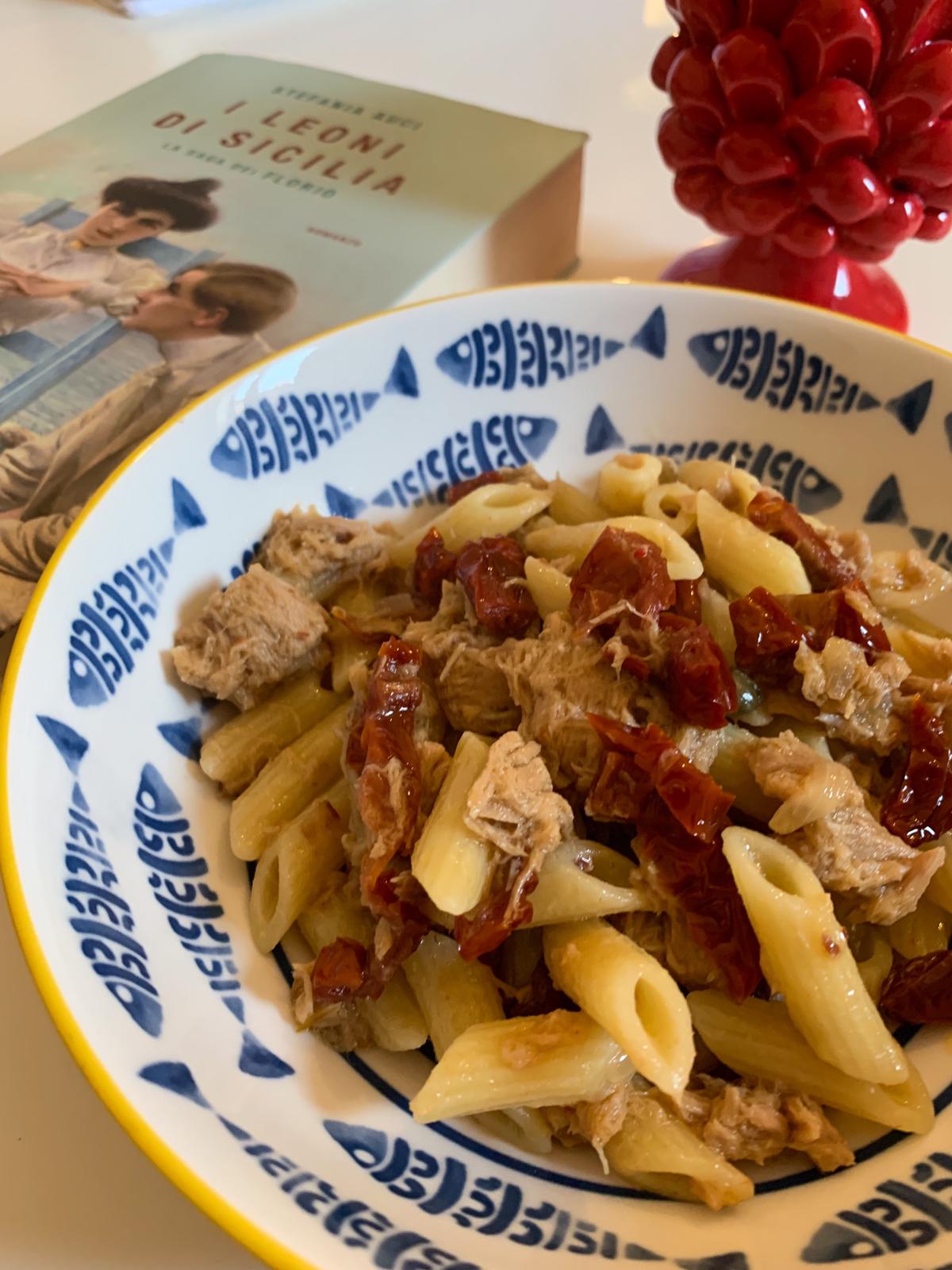 LA PASTA AL TONNO DI I LEONI DI SICILIA